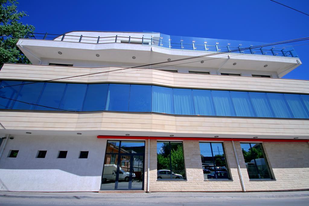 Hotel Eden Τουλσέα Εξωτερικό φωτογραφία