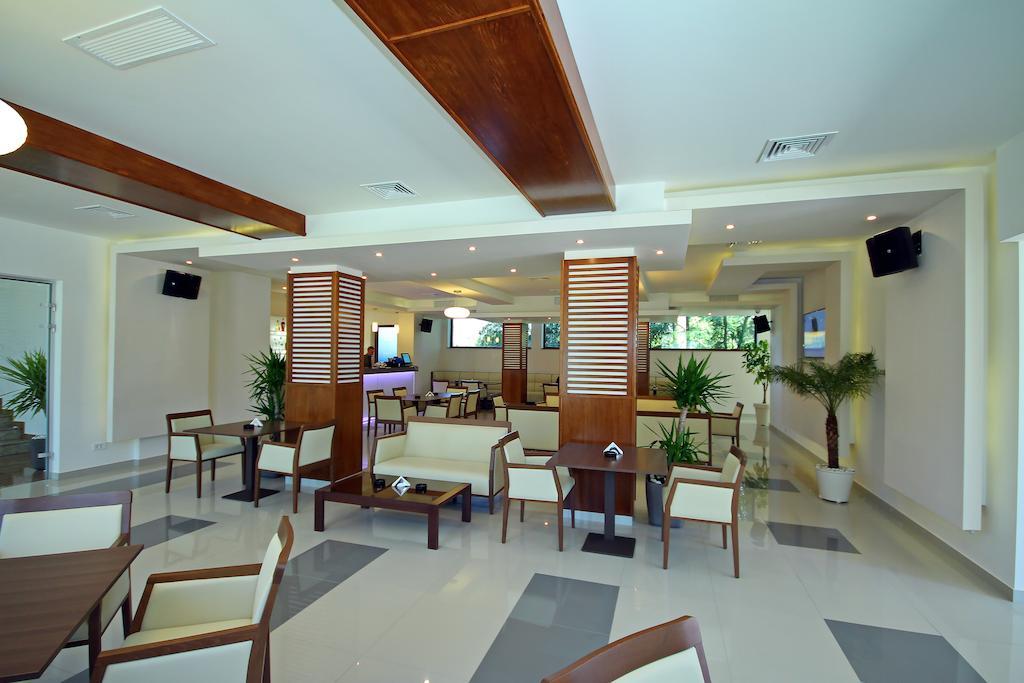 Hotel Eden Τουλσέα Εξωτερικό φωτογραφία