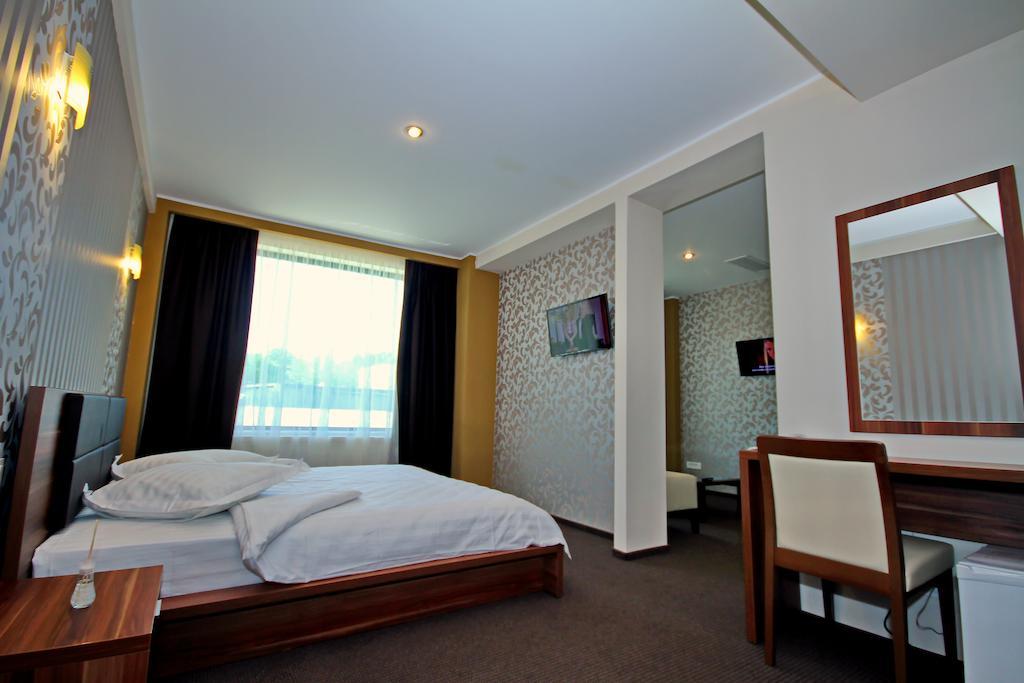 Hotel Eden Τουλσέα Δωμάτιο φωτογραφία